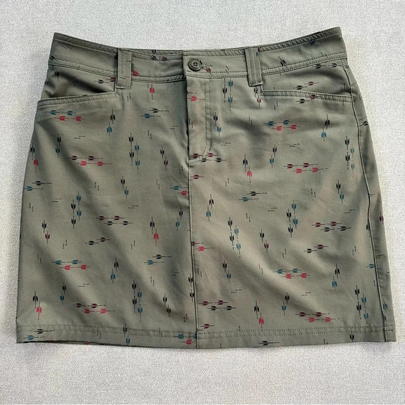 Eddie Bauer olive green printed skort. Size 6. - Picture 1 of 12